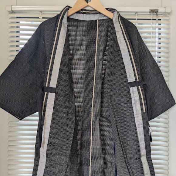 Kimono - Picture 3 of 4